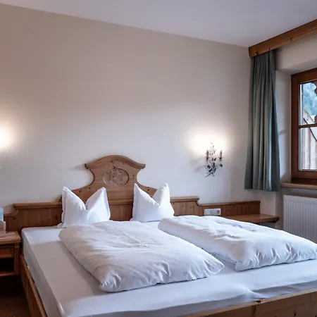 Sonnenhof Aparthotel 4*